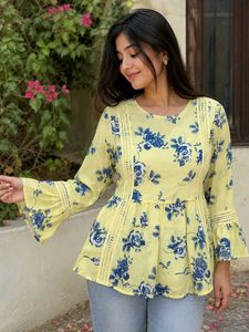 Chic Yellow Floral Top💛✨