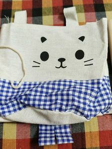 Cat Design Hanging Storage Bag