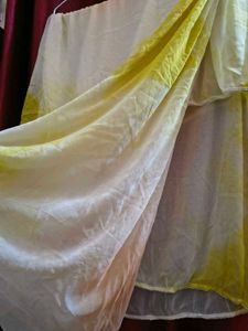 Elegant Dupatta with Kurti - Yellow Toned