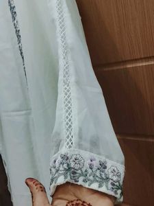 Elegant Embellished Kurta With Duppata