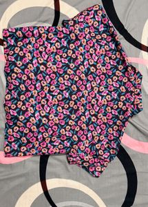 Cute Floral Print top