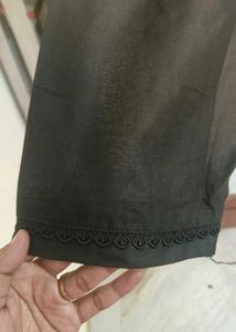 New Pakistani embroidered kurta set