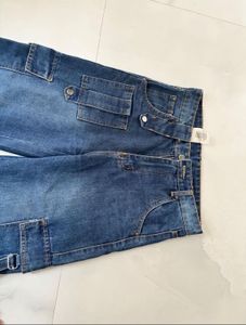 Wide Leg Cargo Jeans