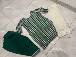 BEAUTIFUL PUNJABI STYLE SUIT
