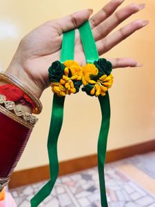 Yellow &amp; Green Floral Jewellery Set