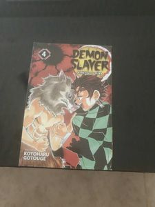 Demon Slayer: Kimetsu no Yaiba Vol. 4 Manga