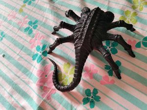 Gothic Facehugger – Cathedral of Nightmare
