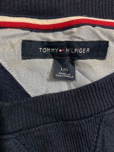 Tommy Hilfiger Navy Sweatshirt