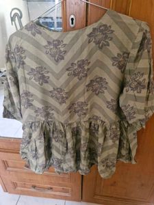 Floral Print Peplum Top