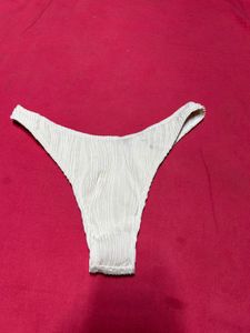 Cream Textured Bikini Bottom 32-34-36 tk ko