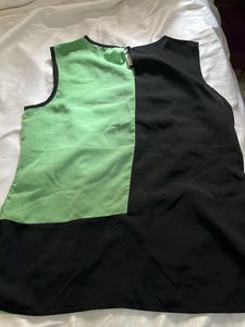 Colorblock Sleeveless Top
