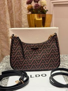 Stylish Aldo Shoulder Bag with Gold Chain