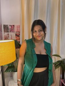 Green  Sleeveless shrug