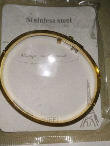 Chic Bangle Bracelet with Crystals