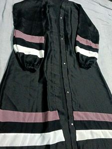 Elegant Black Abaya with Striped Sleeves