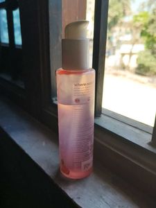 PIXI Glow Tonic Guava Exfoliating Toner