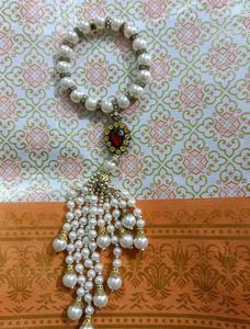 Pearl Beaded Bangle