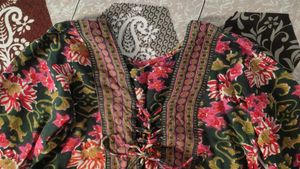 Floral Print short kurty