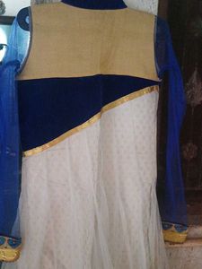 Elegant Blue &amp; White velvet net kurta
