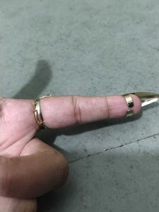 Glamorous Gold Chain Ring with Rhinestones