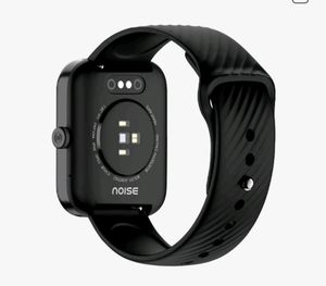 NOISE SMART Watch WITH B.T CALLING