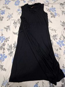 Black Sleeveless Dress