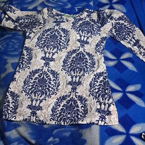 Patterned Long Sleeve Top