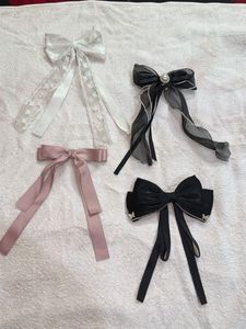 Set of 4 Elegant Bow Hair Clips