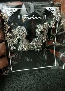 jhumka with hair chain