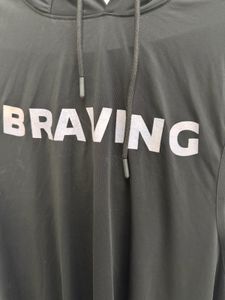 Sleeveless Black "BRAVING" Hoodie