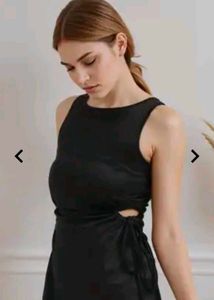Chic Black Sleeveless Mini Dress
