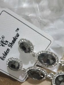 A Beautiful Earings by Golden Shadow