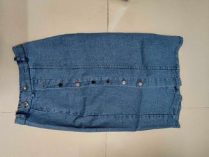 Stylish Blue Denim Skirt
