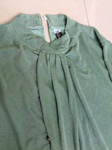 Elegant Green Sparkle Tunic Top