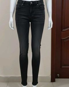 Black Wash High-Waisted Skinny Jeans