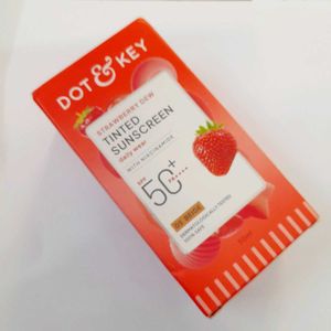 Sealed ☀️New Dot & Key Strawberry Tinted Sunscreen
