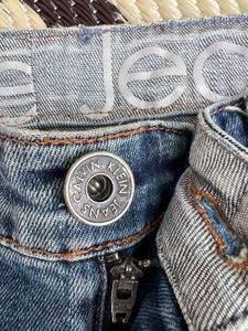 Calvin Klein Jeans  – 34 W