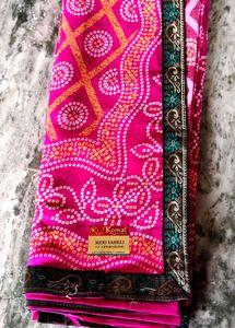 Elegant Pink Bandhani Print Saree
