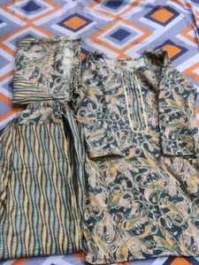Like new smen Winter Short Suit With Lower AndLike