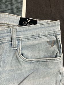 American Eagle Light Wash Jeans