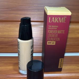 Lakme Forever Matte Longwear Foundation SPF 15
