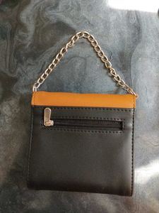 Stylish Two-Tone Clutch with Chain Strap