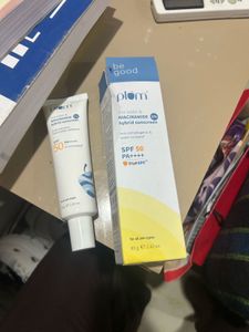 Plum Rice Water &amp; Niacinamide Hybrid Sunscreen