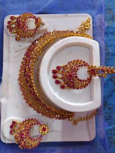 Elegant Jewelry Set