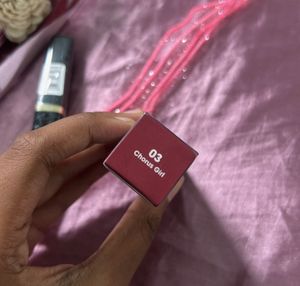 Faces Canada Comfy Matte Lipstick