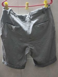 Zara Men's Grey Casual Shorts