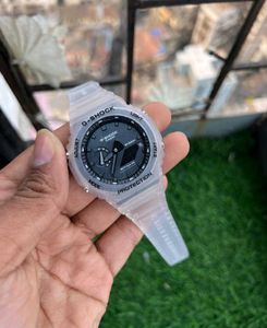 CASIO G-SHOCK Transparent Frost Edition ⌚