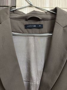 COMMA’ Taupe Classic Blazer