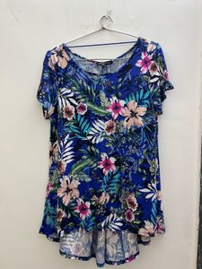 Vibrant Floral Print Short Sleeve Top