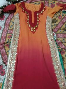 Lovely Boutique Made Paitila Suit Top N Dupata